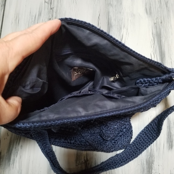 The Sak navy blue crochet shoulder/crossbody bag, in EUC - Picture 6 of 9